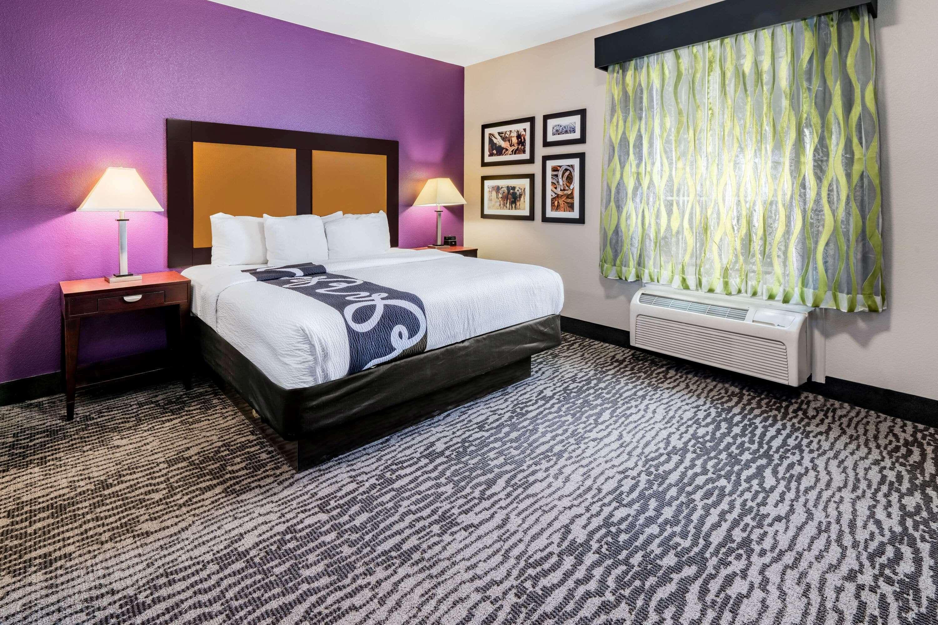 La Quinta By Wyndham Dfw Airport West - Bedford Hotel Exterior photo